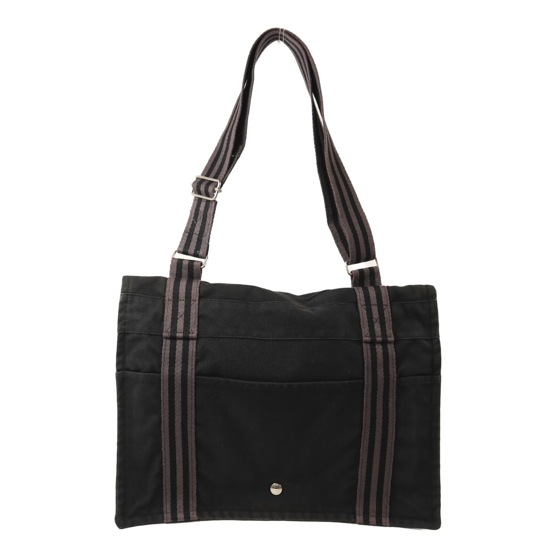 Hermes Herline Black Canvas Messenger Shoulder Bag with Palladium Hardware: Hermes Herline Black Canvas Messenger Shoulder Bag with Palladium Hardware This Hermes Herline messenger bag is crafted from black canvas and features a practical shoulder bag design. The bag is made