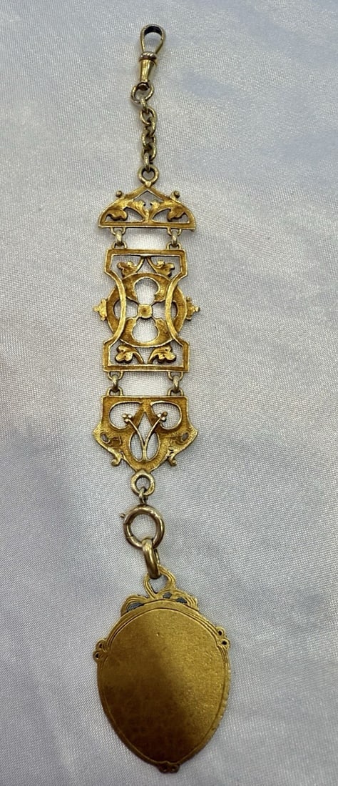 19th Century French Victorian 18k Yellow Gold Keychain: 19th Century French Victorian 18k Yellow Gold Keychain Discover a stunning 19th-century French Victorian 18k yellow gold watch fob keychain, beautifully crafted with exceptional detail and workmanship