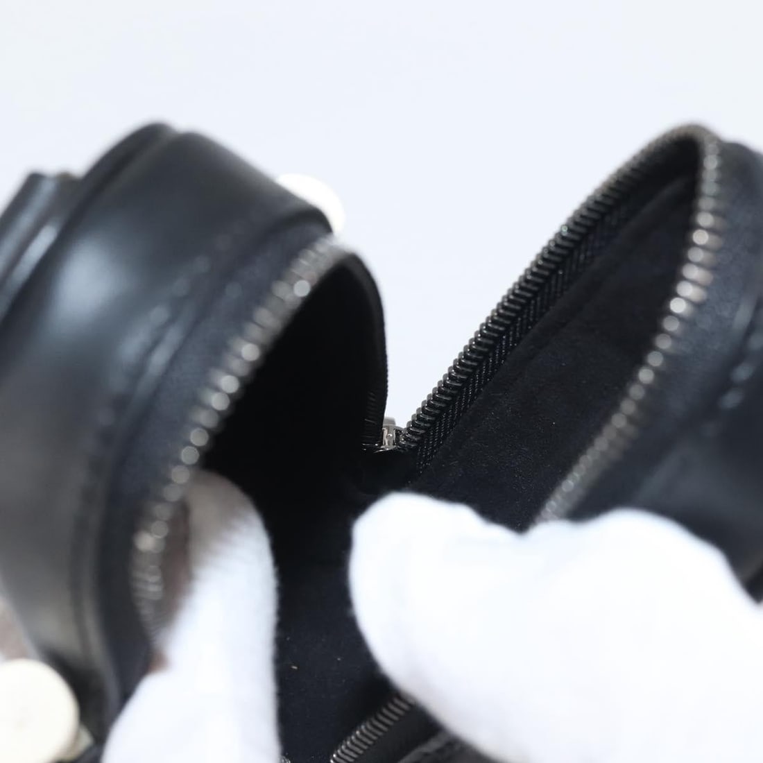 Louis Vuitton Monogram Eclipse Golf Bag Charm GI0344 Authentic - 18