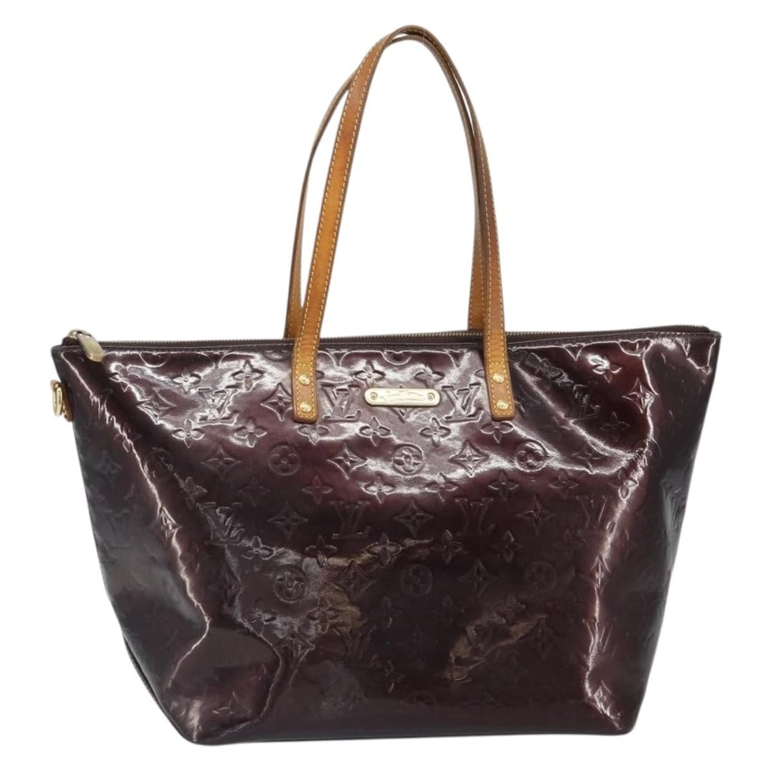 Louis Vuitton Patent Leather Bellevue Purse Purple 44cm: Louis Vuitton Patent Leather Bellevue Purse Purple 44cm This Louis Vuitton Bellevue handbag features a purple patent leather exterior with the signature Monogram Vernis finish. Designed for women, it