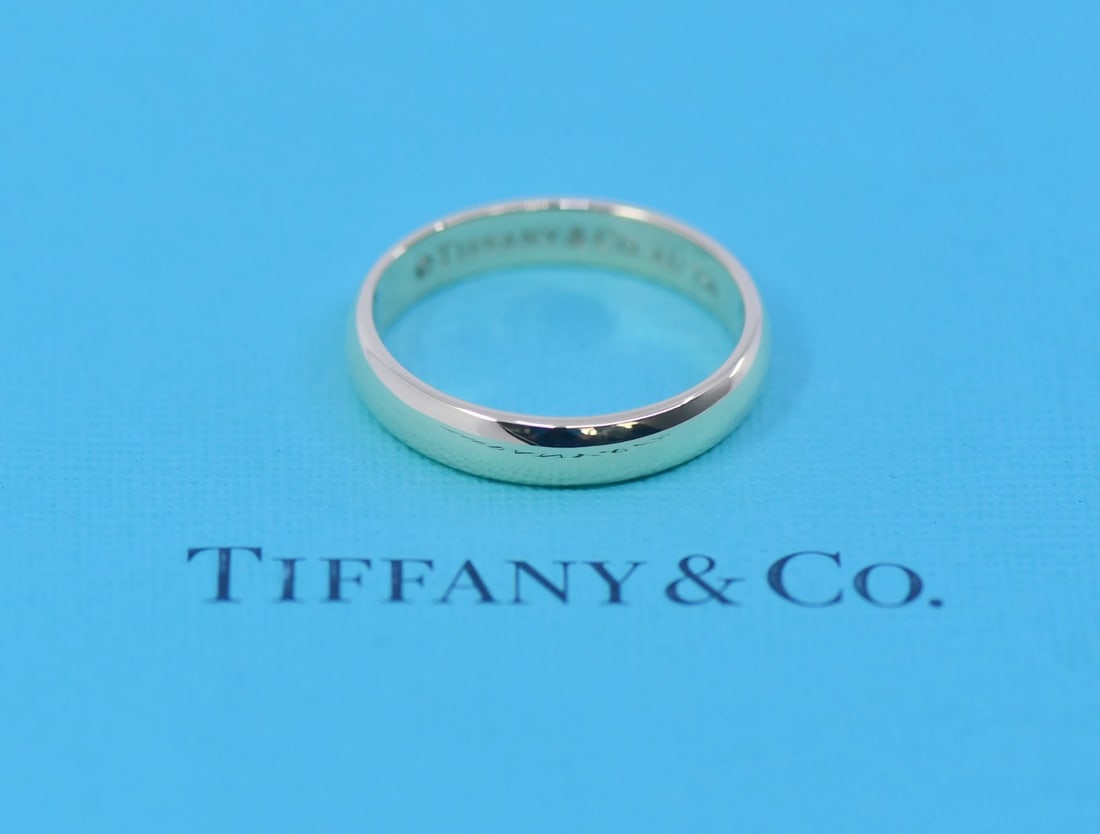 Tiffany & Co 18K Yellow Gold Ring Size 11 Authentic (1 of 3)
