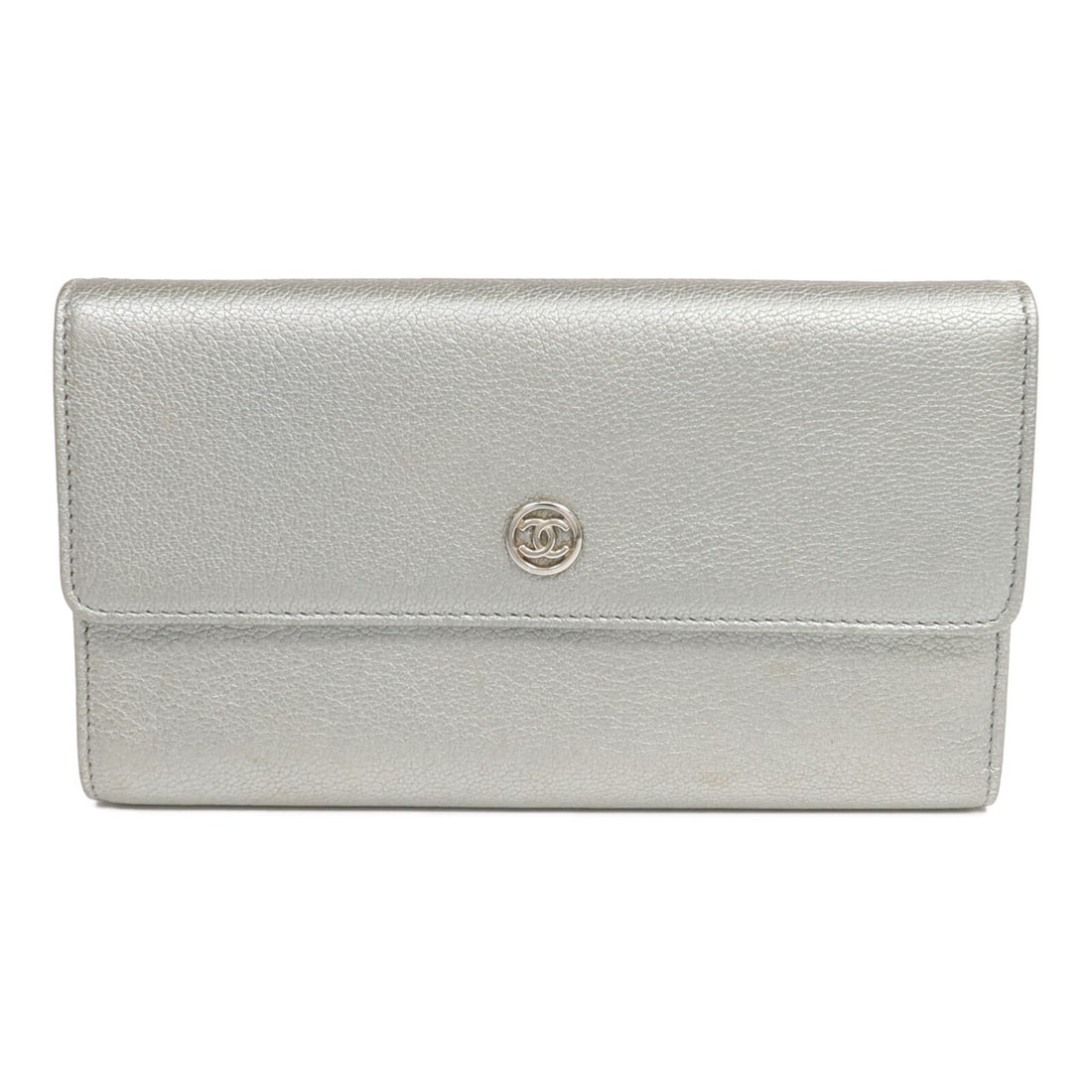 Chanel Silver Calfskin Trifold Long Wallet with CC Logo: Chanel Silver Calfskin Trifold Long Wallet with CC Logo This CHANEL tri-fold long wallet is crafted from calfskin leather in a silver color. Designed for regular use, it features a classic tri-fold st