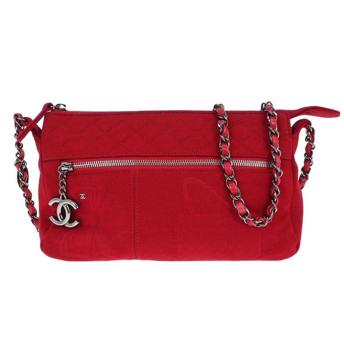 Red Cotton Shoulder Bag by Chanel Vintage Model: Red Cotton Shoulder Bag by Chanel Vintage Model This Chanel Vintage Chain Shoulder Bag for women features a red cotton exterior and a chain shoulder strap. It offers a compact design suitable for ever