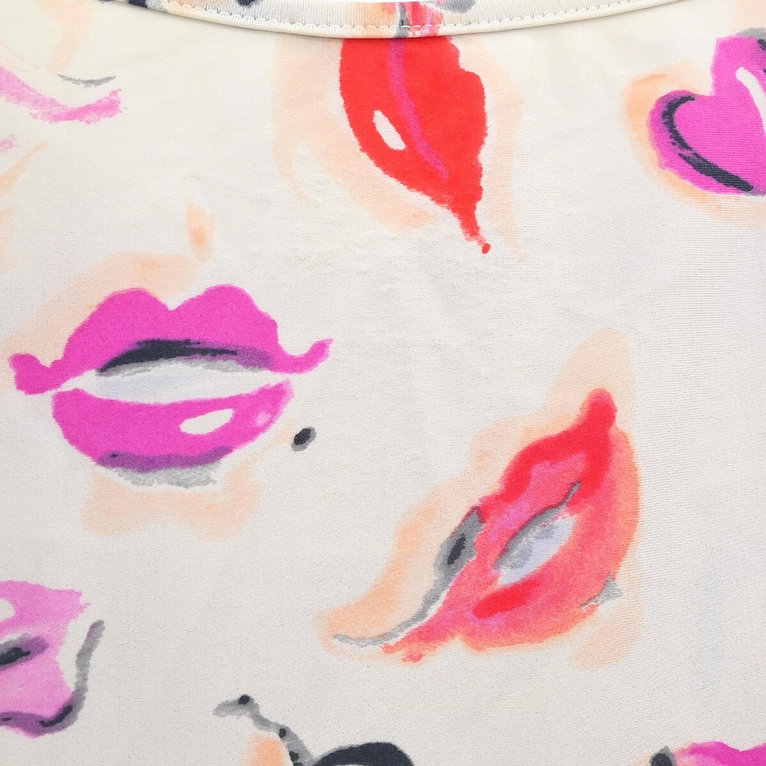 Chanel Vintage White Long Sleeve Cropped T-Shirt #44 - 3