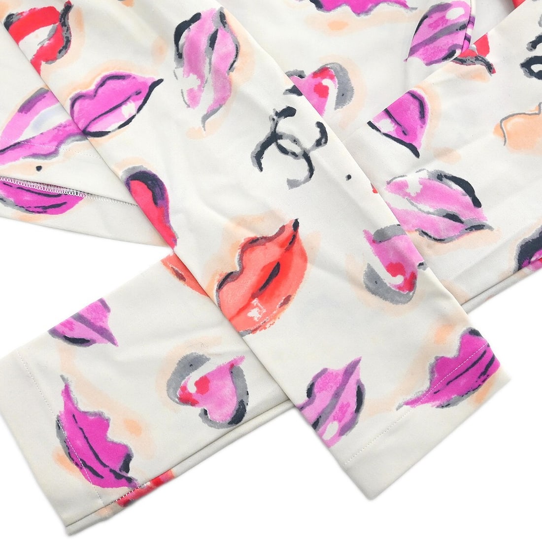 Chanel Vintage White Long Sleeve Cropped T-Shirt #44 - 6