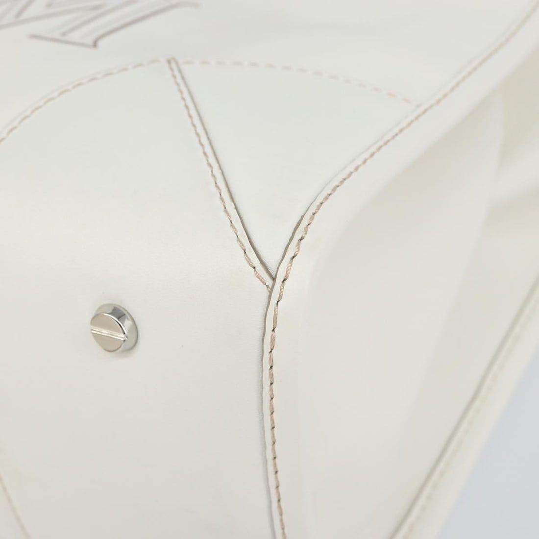 MCM White Gold Leather Hand Bag Auth MR1564 Korea - 15