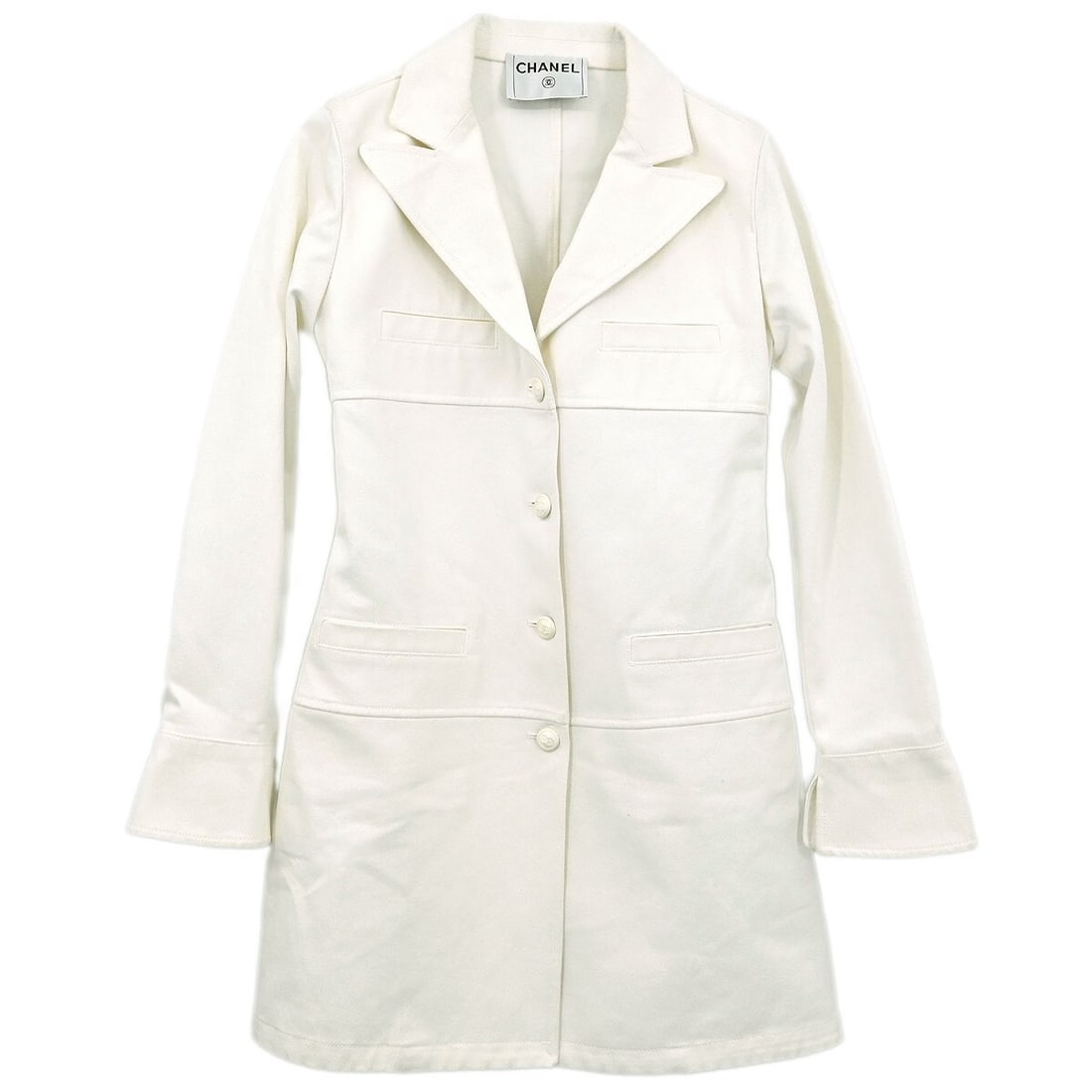 Chanel Vintage White Cotton Overcoat #40 with Logo Accents: Chanel Vintage White Cotton Overcoat #40 with Logo Accents This stylish Chanel coat is crafted from 100% cotton, offering a comfortable and breathable fit for casual occasions. The mid-length design f