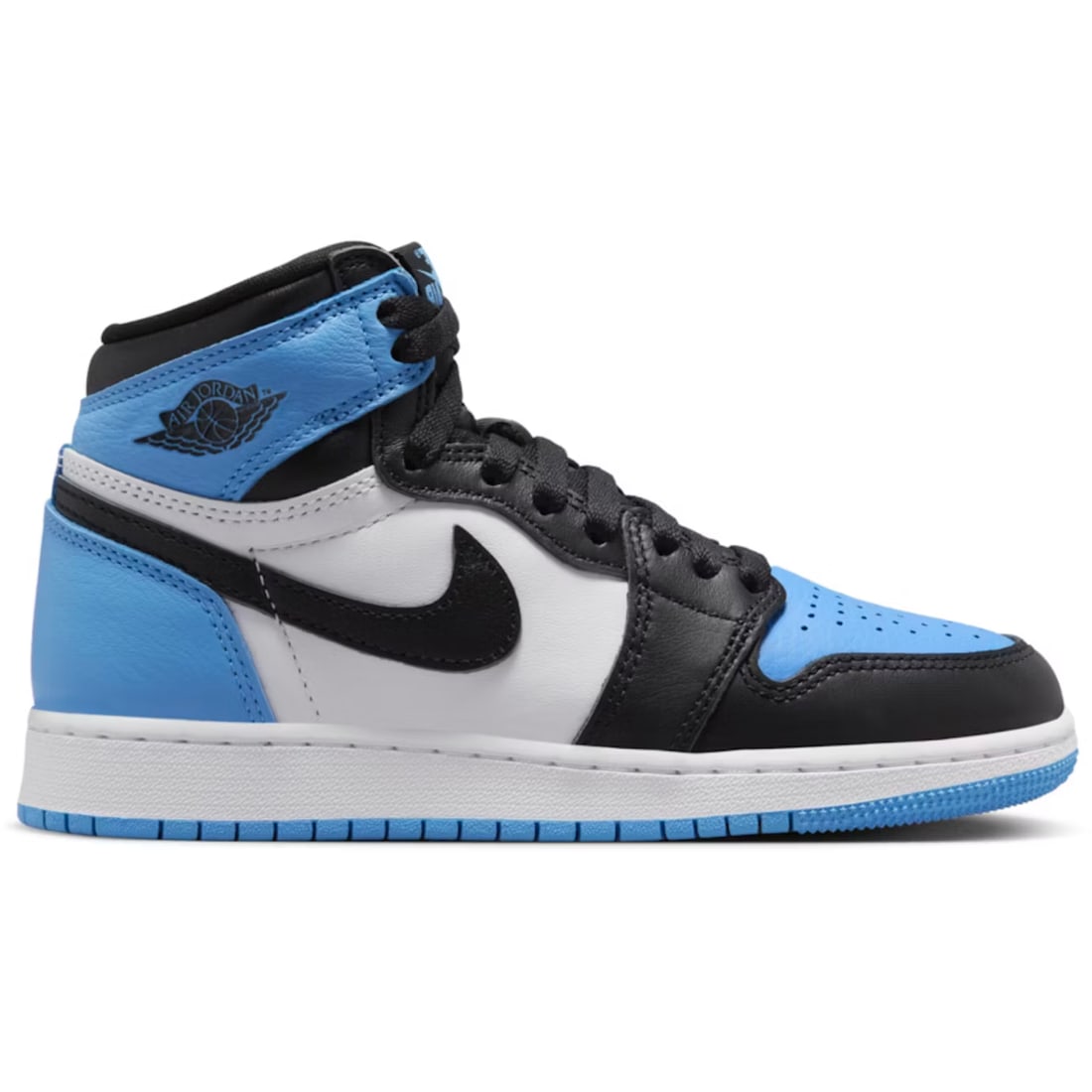 Air Jordan 1 Retro High OG UNC Toe Grade School Sneakers: Air Jordan 1 Retro High OG UNC Toe Grade School Sneakers The Nike Jordan 1 High Retro OG UNC Toe (GS) is an authentic, un-used pair of sneakers featuring the classic UNC colorway. This grade school mo