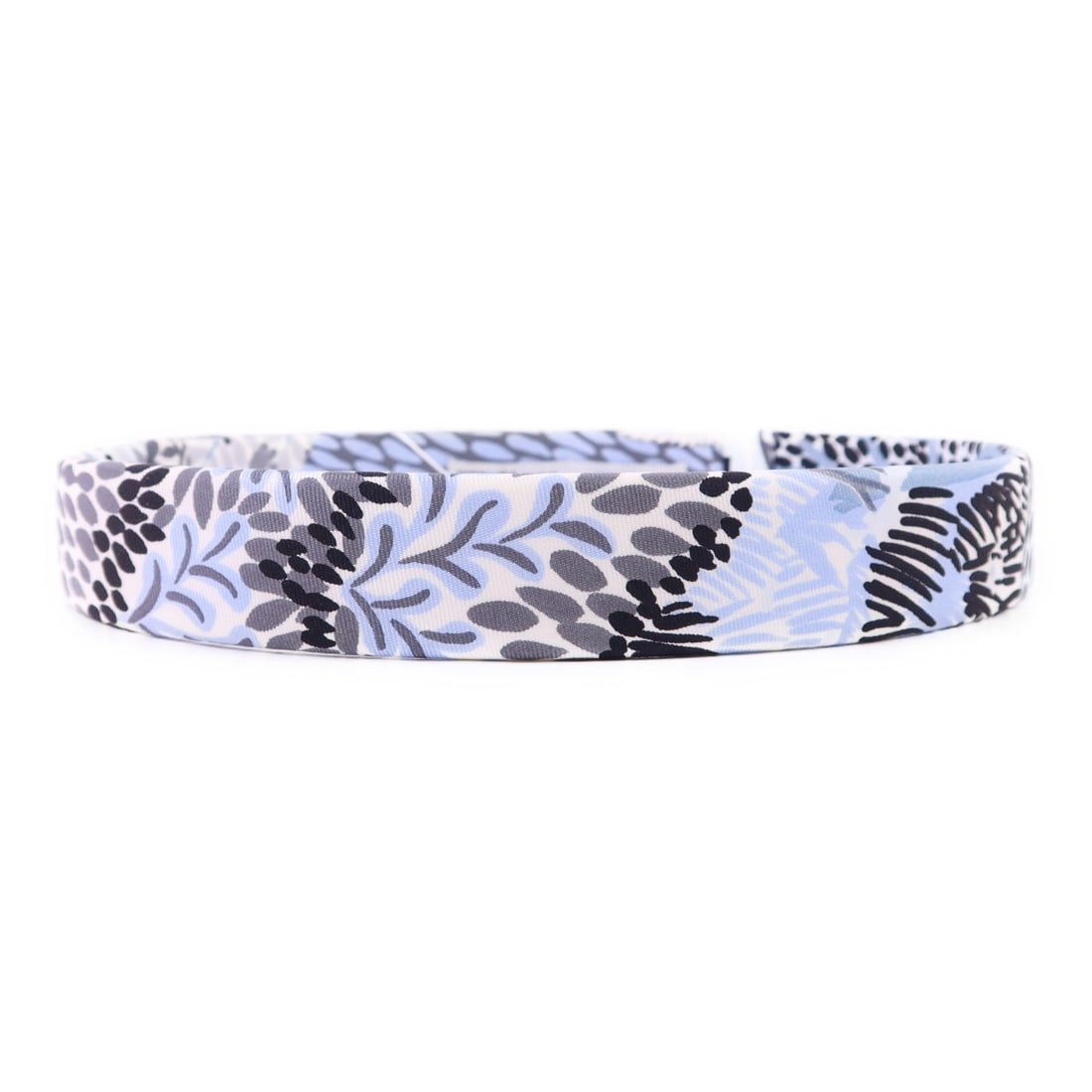 Silk Hair Accessory in Blue Multicolor by Hermes: Silk Hair Accessory in Blue Multicolor by Hermes This Hermes hair band is crafted from silk and features a blue and multicolor design. Made in France, it offers a stylish accessory option in very good