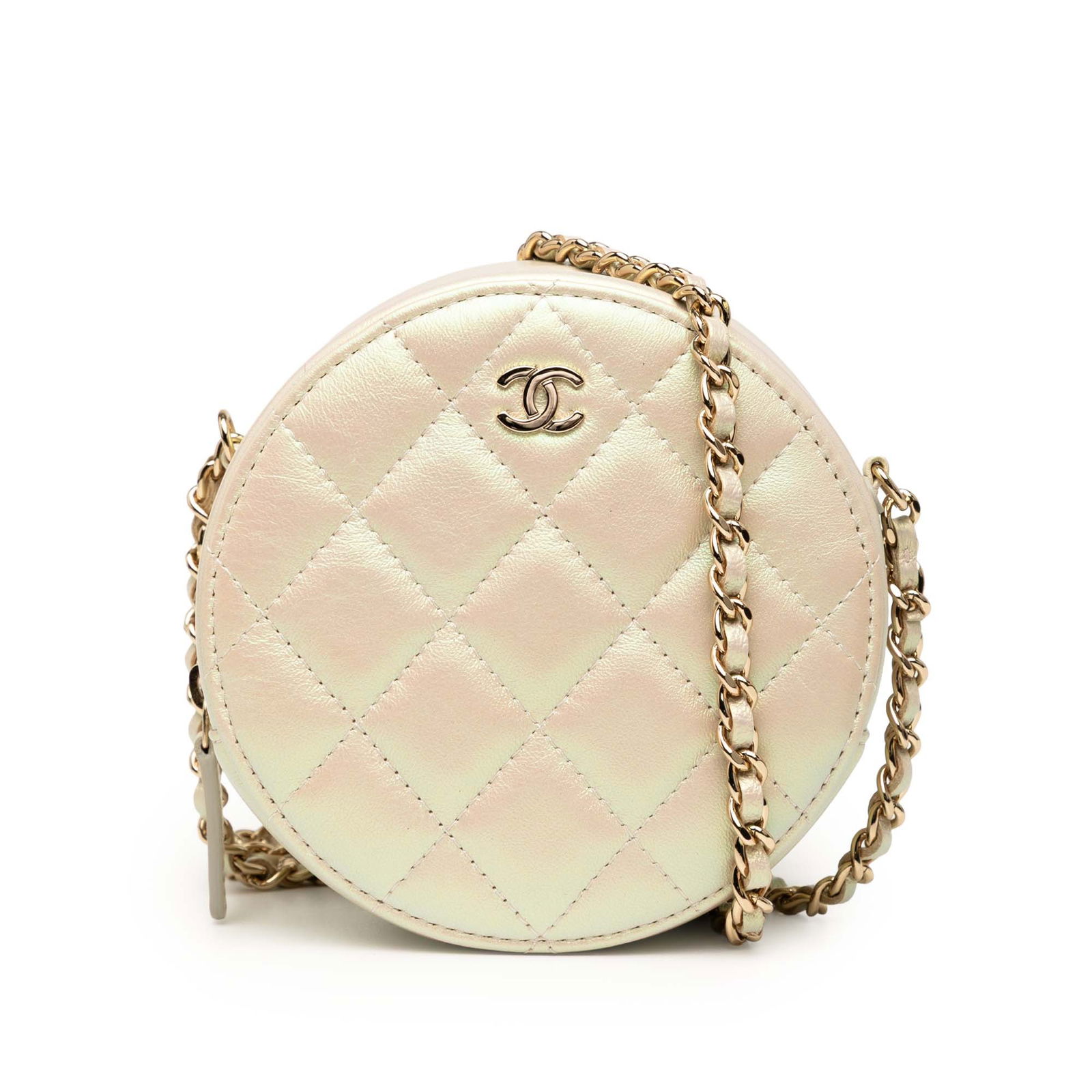 Chanel Iridescent Lambskin Round Clutch with Chain Italy: Chanel Iridescent Lambskin Round Clutch with Chain Italy This exquisite Chanel Iridescent Quilted Lambskin Round Clutch is crafted from luxurious quilted lambskin leather, showcasing a stunning irides