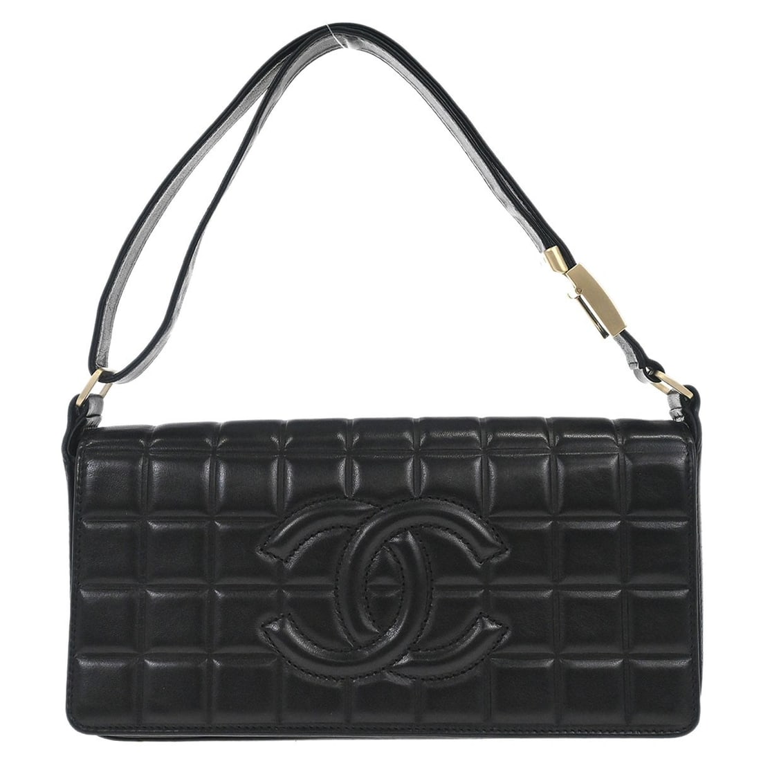 Chanel Chocolate Bar Black Leather Medium Shoulder Bag: Chanel Chocolate Bar Black Leather Medium Shoulder Bag This Chanel shoulder bag from the Chocolate Bar collection is crafted from black lambskin leather and features a magnetic closure. Designed in a