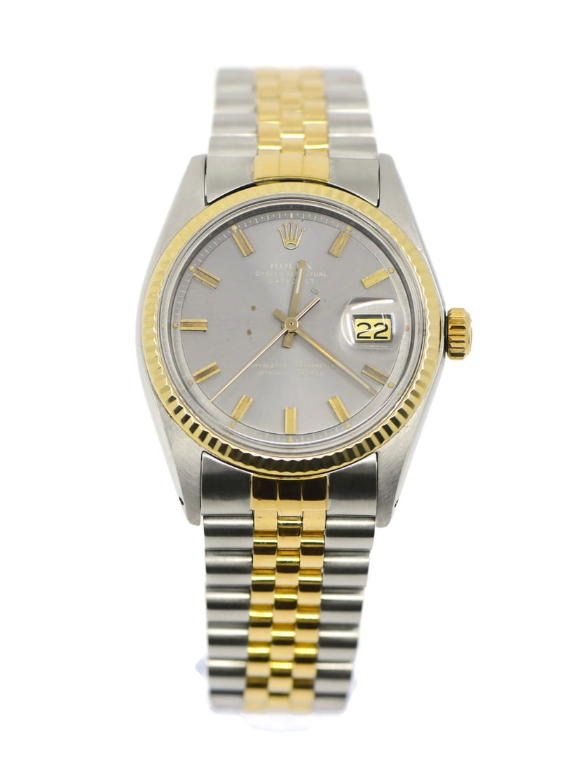 Rolex Datejust 18K Stainless Steel Automatic Watch 1601 with Box: Rolex Datejust 18K Stainless Steel Automatic Watch 1601 with Box This exquisite Rolex Datejust wristwatch combines the elegance of 18K gold with the durability of stainless steel. Featuring a stunning