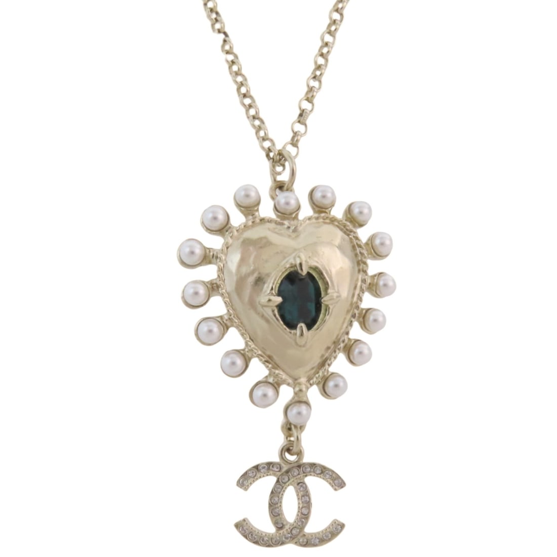 CHANEL CC Green White Gold Tone GHW Necklace A19B: CHANEL CC Green White Gold Tone GHW Necklace A19B This exquisite CHANEL necklace features a striking green and white color scheme, crafted from high-quality materials with a luxurious gold tone finish