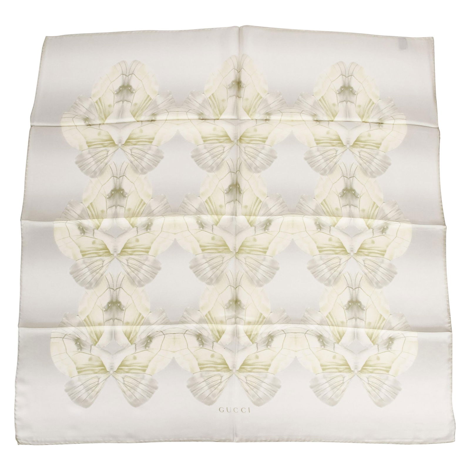 Gucci Green Butterflies 100% Silk Scarf Made in Italy: Gucci Green Butterflies 100% Silk Scarf Made in Italy Elevate your accessory collection with this luxurious Gucci Green Butterflies Silk Scarf. Crafted from 100% silk, this beautifully designed scarf