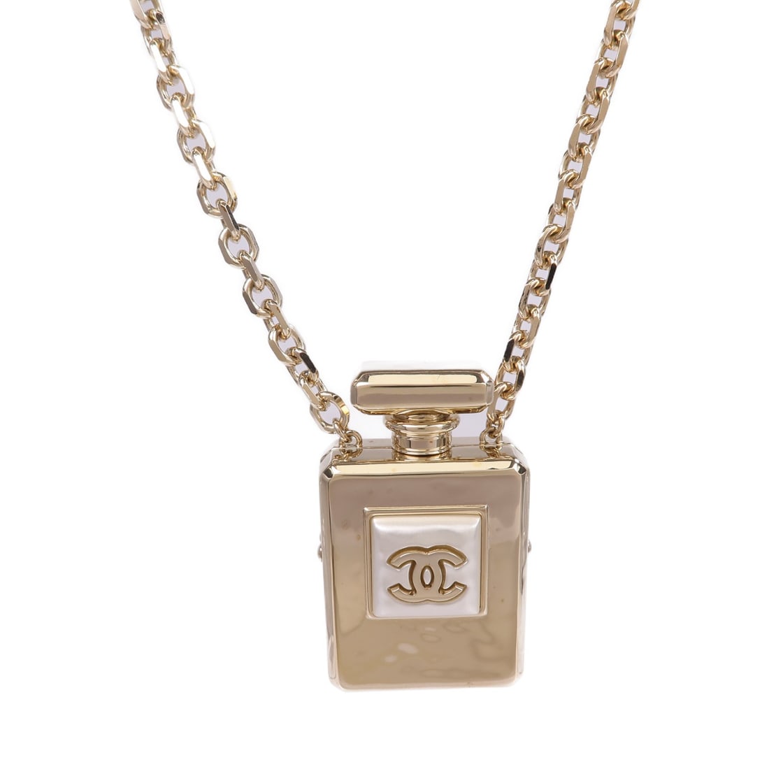 Gold Tone Metal Necklace with CC Motif by CHANEL B22S: Gold Tone Metal Necklace with CC Motif by CHANEL B22S This CHANEL CC necklace features a gold-tone metal construction with the iconic CC logo. Made in France, it showcases a stylish design without a m