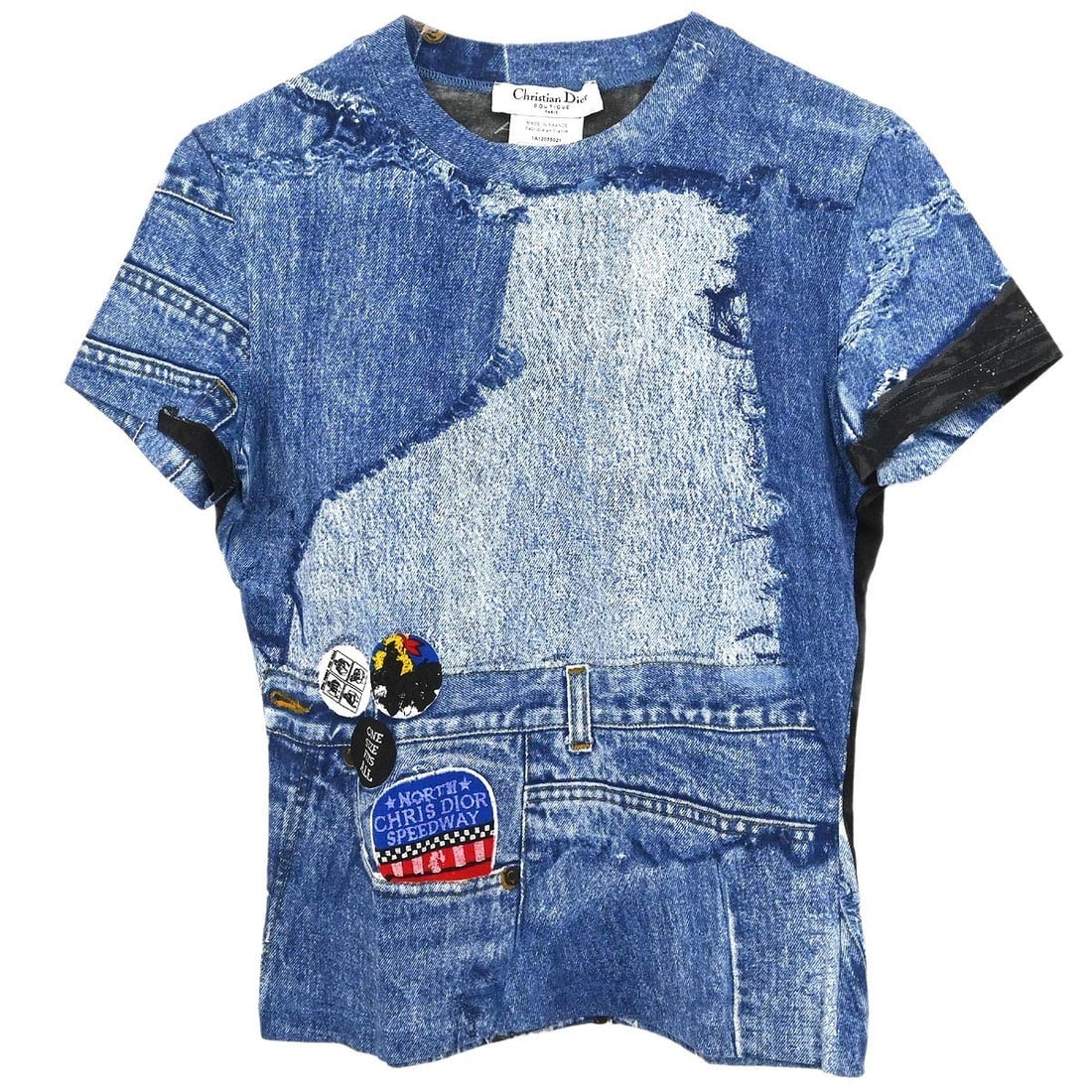 Dior Blue Cotton Logo Short Sleeve T-Shirt Size 40: Dior Blue Cotton Logo Short Sleeve T-Shirt Size 40 This Christian Dior T-shirt features a classic round neck and short sleeves, crafted from 100% cotton in blue. Showcasing the Dior logo accent, it is