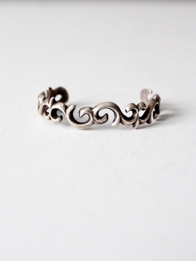 Vintage Silver Tone Brutalist Cuff Bracelet with Swirling Design (1 of 8)