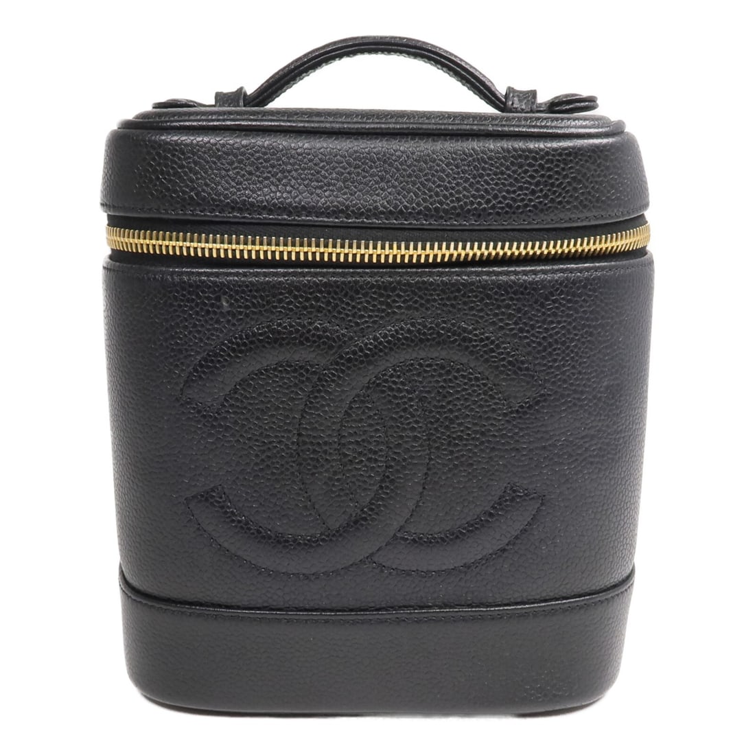 Black Calfskin CHANEL Vanity Case with Gold Hardware and Chain Strap: Black Calfskin CHANEL Vanity Case with Gold Hardware and Chain Strap This vintage Chanel vanity case features a classic CC logo and is crafted from black calfskin leather. The bag offers versatile car