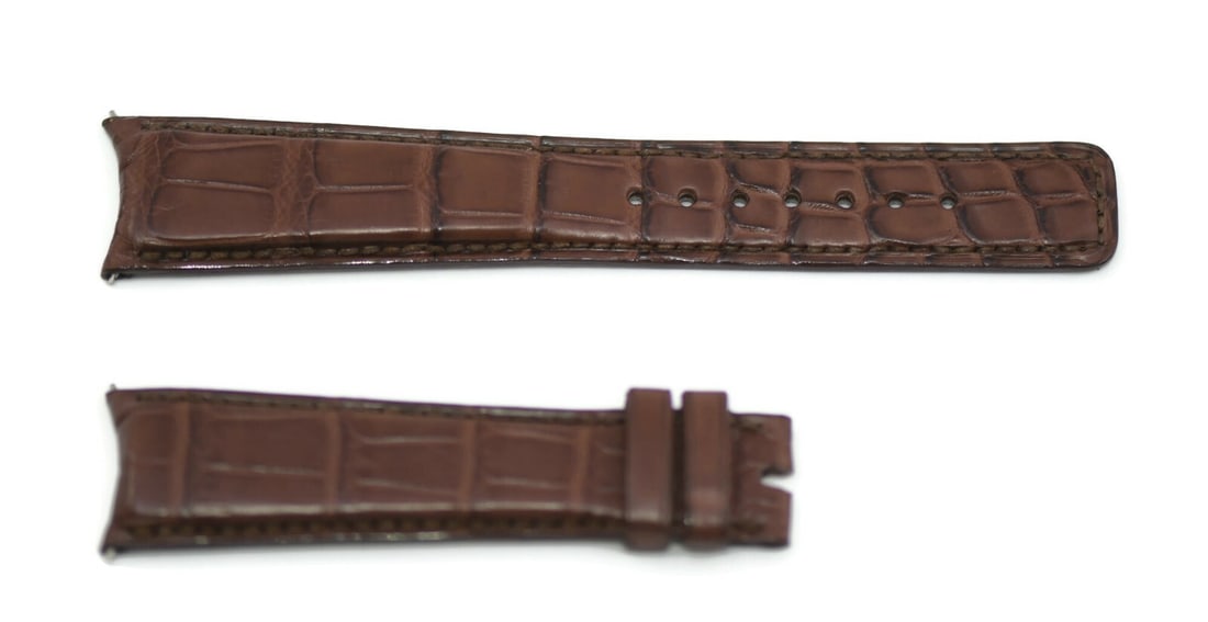 Pierre Kunz Authentic Brown Leather Watch Strap 20mm: Pierre Kunz Authentic Brown Leather Watch Strap 20mm This Pierre Kunz wristwatch band features a rich brown leather construction, designed for comfort and style. With a band width of 20 mm, this strap