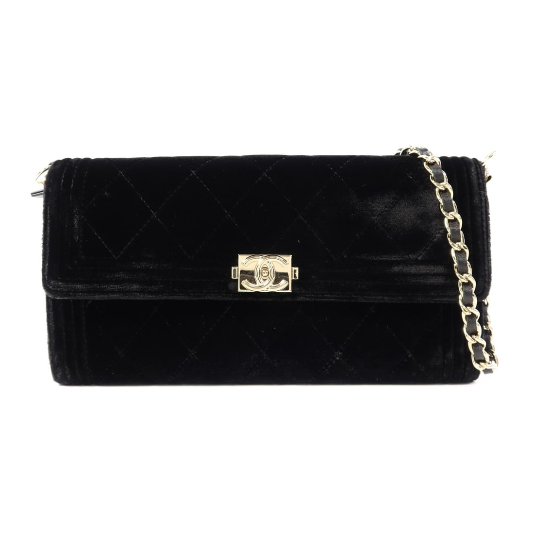 CHANEL Velvet Shoulder Bag Black GHW Chain: CHANEL Velvet Shoulder Bag Black GHW Chain Elevate your style with this exquisite CHANEL CC Chain Shoulder Bag, crafted from luxurious velvet in a classic black hue. This elegant shoulder bag