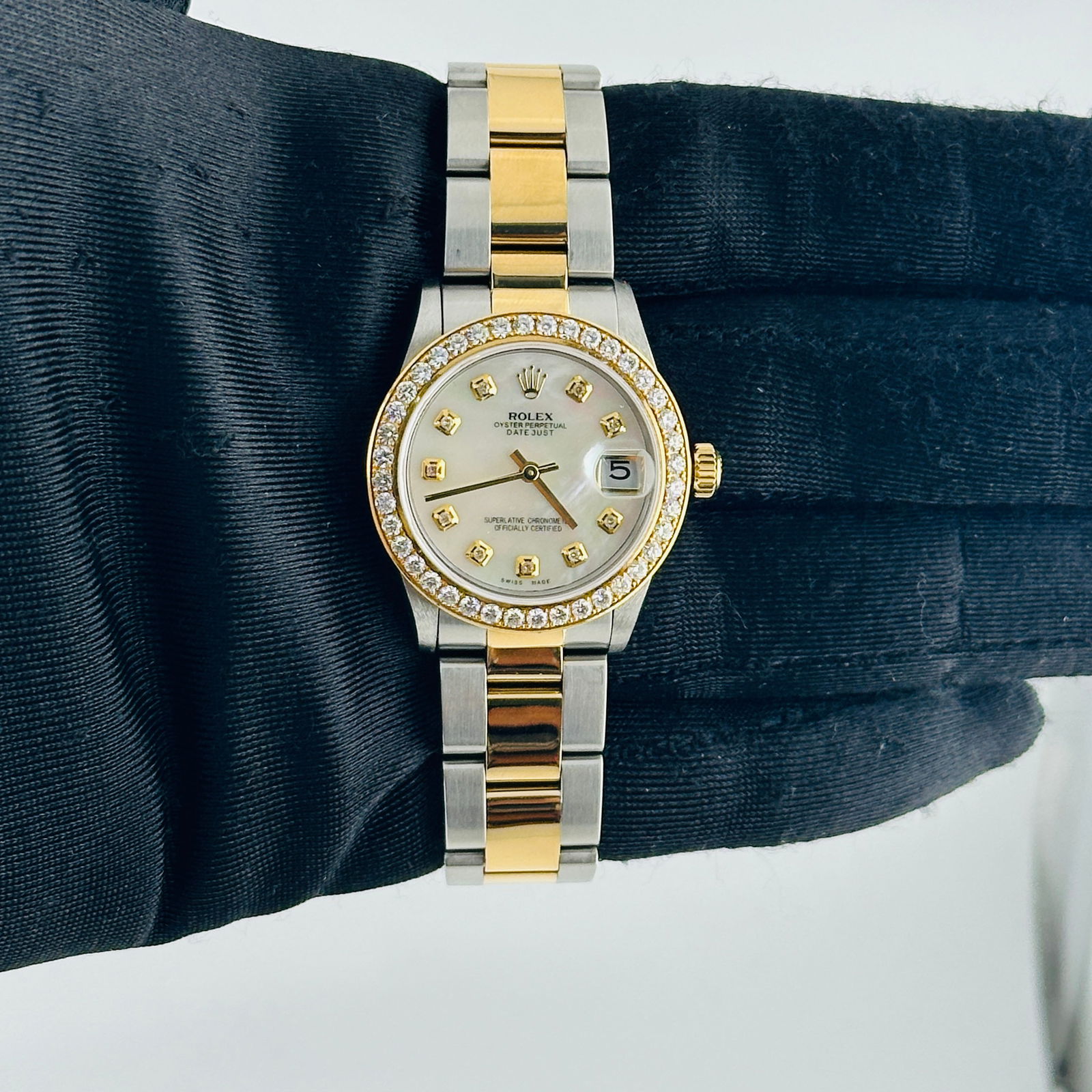 Ladies Datejust 78273 White MOP Diamond Dial Oyster Bracelet AM (1 of 3)