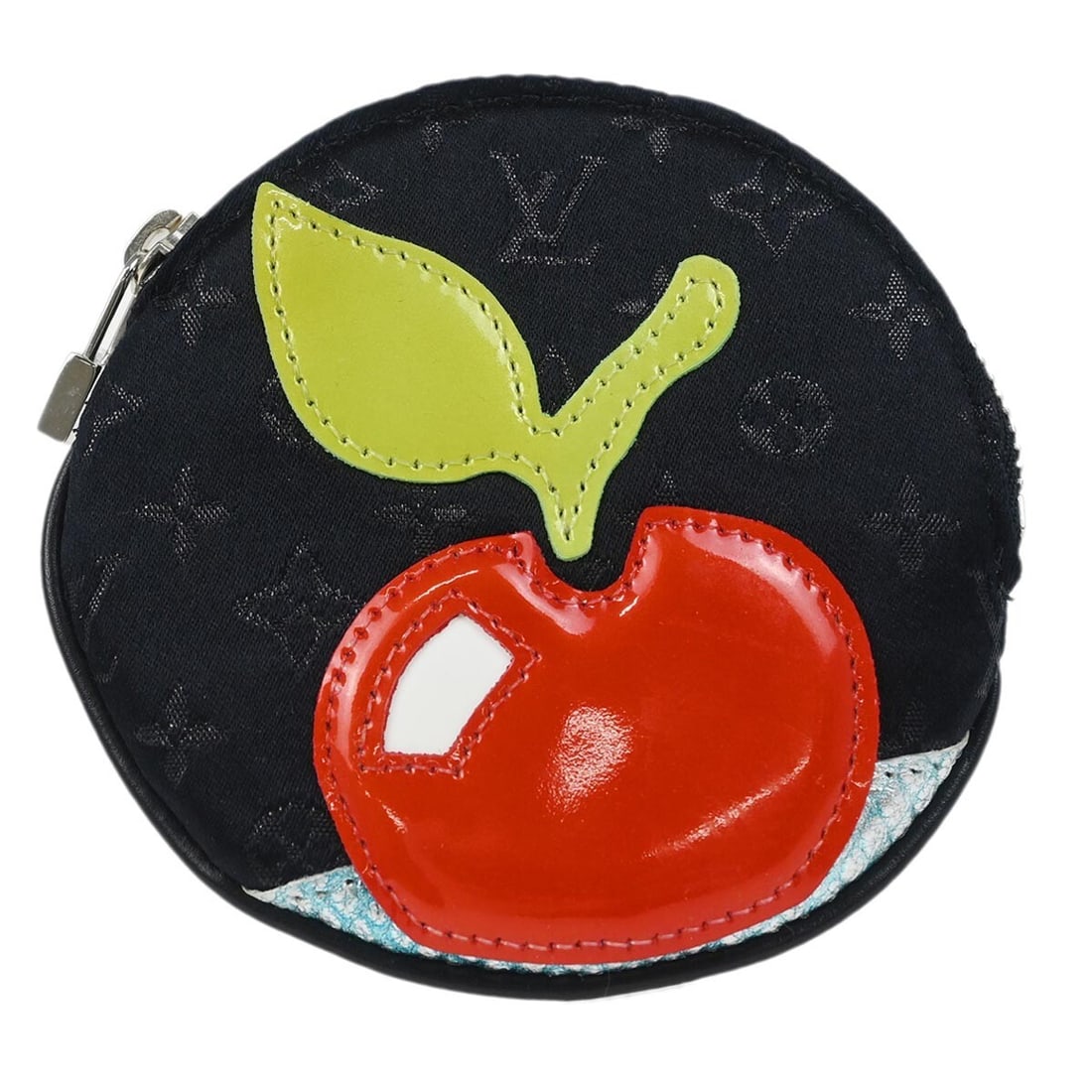 Limited Edition Louis Vuitton Monogram Silk Black Round Coin Purse: Limited Edition Louis Vuitton Monogram Silk Black Round Coin Purse This Louis Vuitton Round Coin Purse is a limited edition accessory crafted from black silk with the signature Monogram design. Design