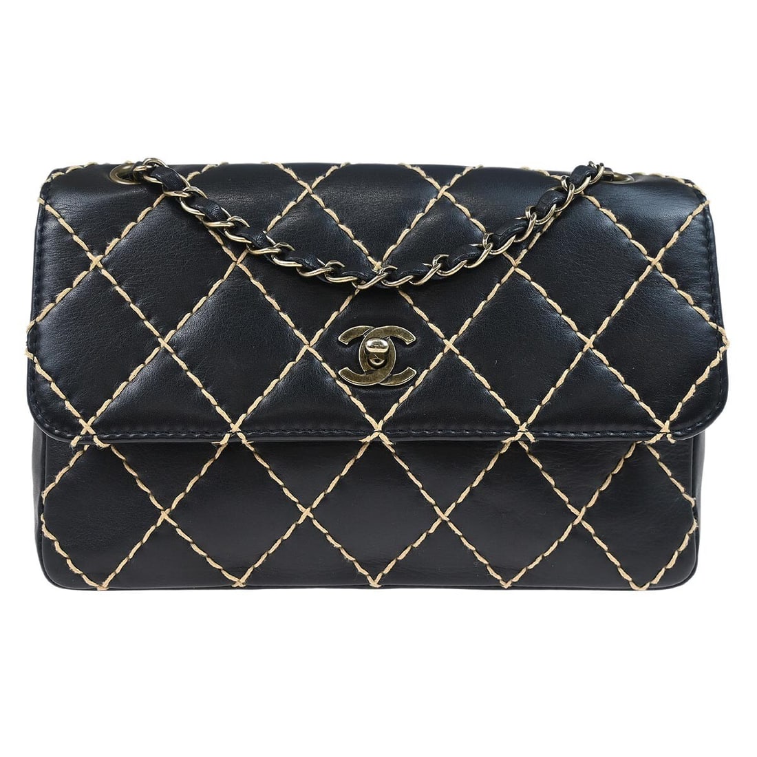 Chanel Black Lambskin Wild Stitch Single Flap Shoulder Bag: Chanel Black Lambskin Wild Stitch Single Flap Shoulder Bag This Chanel Black Calfskin Wild Stitch Single Flap Shoulder Bag showcases a sleek and stylish design, perfect for any fashion-forward individ