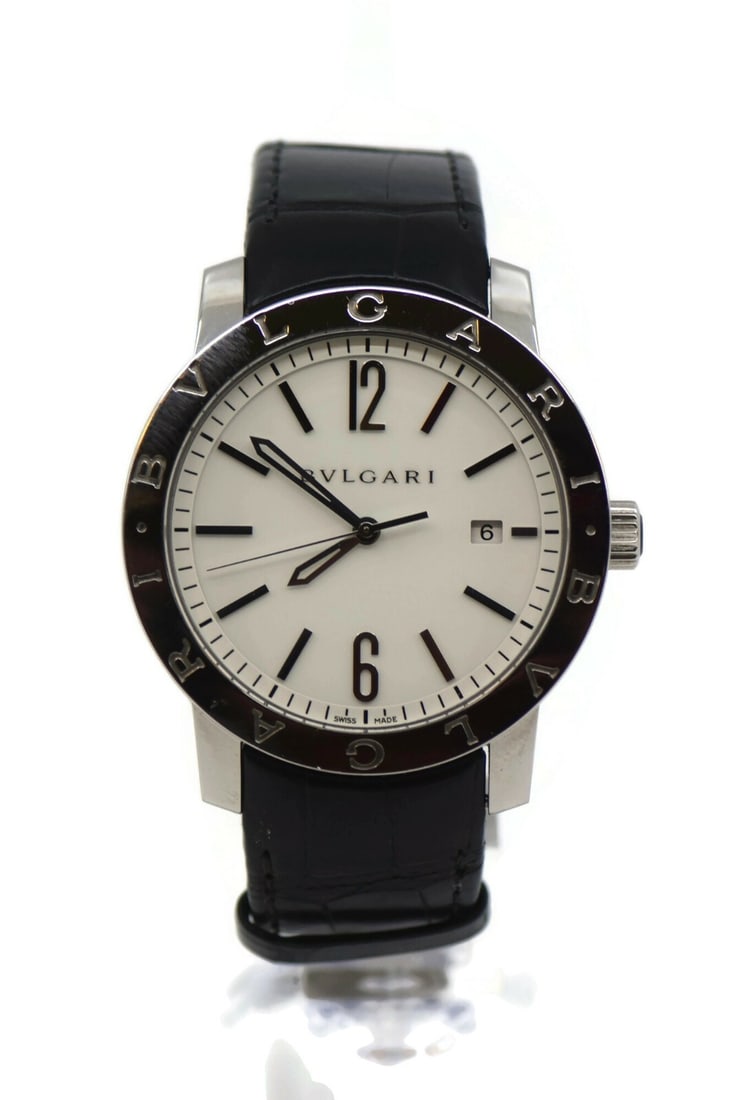 Bvlgari Solotempo BB41S Stainless Steel Automatic Watch with Box and Papers: Bvlgari Solotempo BB41S Stainless Steel Automatic Watch with Box and Papers Discover the elegance of the Bvlgari Solotempo, a stunning wristwatch crafted from high-quality stainless steel. This timepi