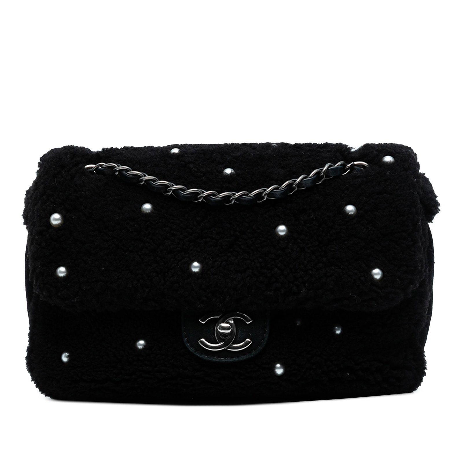 Chanel Medium Shearling Pearl Studded Flap Black Shoulder Bag: Chanel Medium Shearling Pearl Studded Flap Black Shoulder Bag This exquisite Chanel Medium Shearling Pearl Studded Flap shoulder bag showcases a luxurious shearling body complemented by silver-tone le