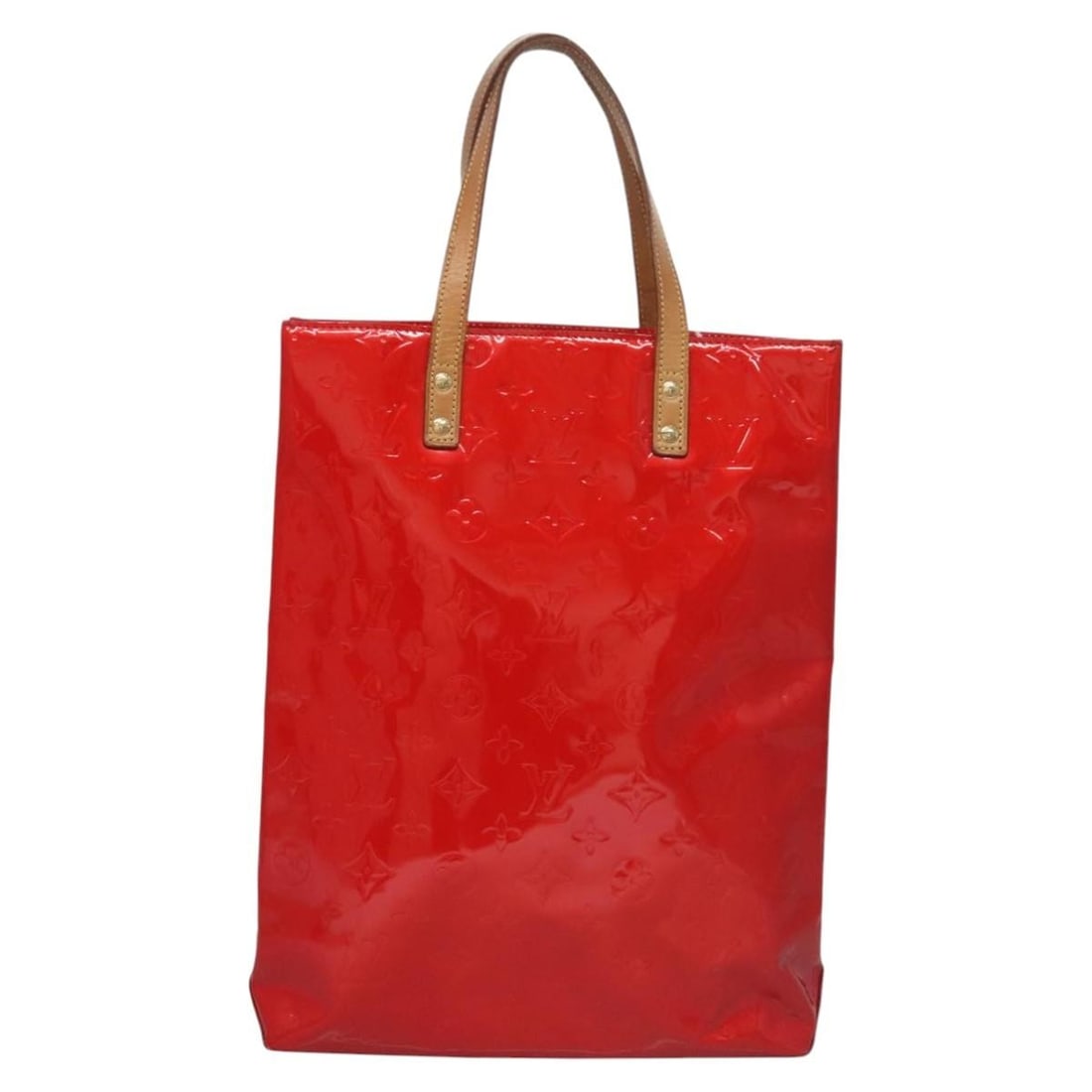 Red Patent Leather Louis Vuitton Reade Shoulder Bag 25.5x33x11.5cm: Red Patent Leather Louis Vuitton Reade Shoulder Bag 25.5x33x11.5cm This Louis Vuitton Reade handbag for women features red patent leather with the iconic Monogram Vernis finish. The handbag offers a s