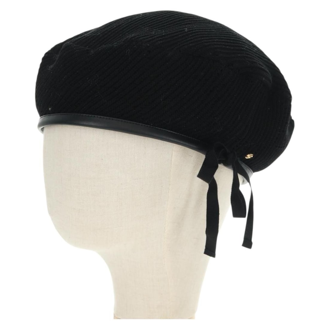 Black Cotton Crochet Beret by Gucci with Original Box: Black Cotton Crochet Beret by Gucci with Original Box This Gucci crochet beret hat is crafted from black cotton and features a classic beret style. Made in Italy, it is designed for a head circumferen