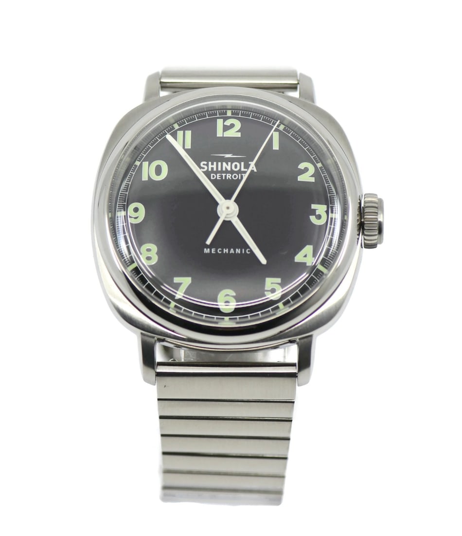 Shinola S0120282834 Mechanic 39mm Manual Stainless Steel Wristwatch with Box: Shinola S0120282834 Mechanic 39mm Manual Stainless Steel Wristwatch with Box This Shinola Mechanic wristwatch features a 39 mm stainless steel case and a matching stainless steel band. It is powered b
