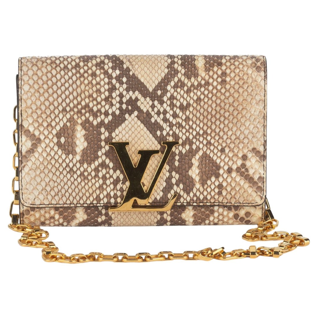 Louis Vuitton Beige Python Louise GM with Gold Hardware and Auth Certificate: Louis Vuitton Beige Python Louise GM with Gold Hardware and Auth Certificate This stunning Louis Vuitton Beige Python Louise GM bag is a luxurious accessory crafted from natural python leather. It fea