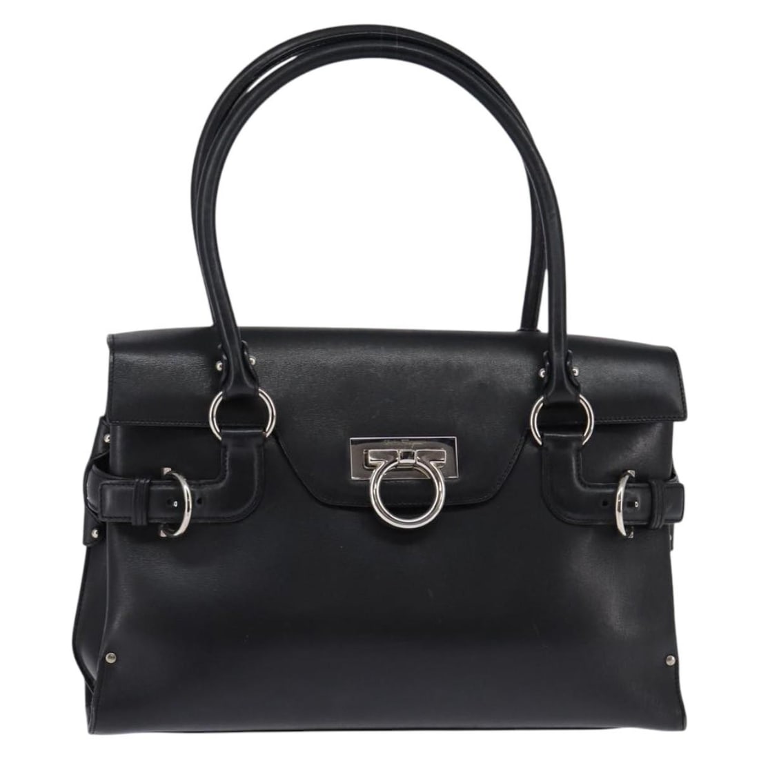 Salvatore Ferragamo Virna Black Leather Satchel Handbag Italy: Salvatore Ferragamo Virna Black Leather Satchel Handbag Italy The Salvatore Ferragamo Virna Satchel is crafted from black leather and designed for women. This handbag features the iconic Gancini detai