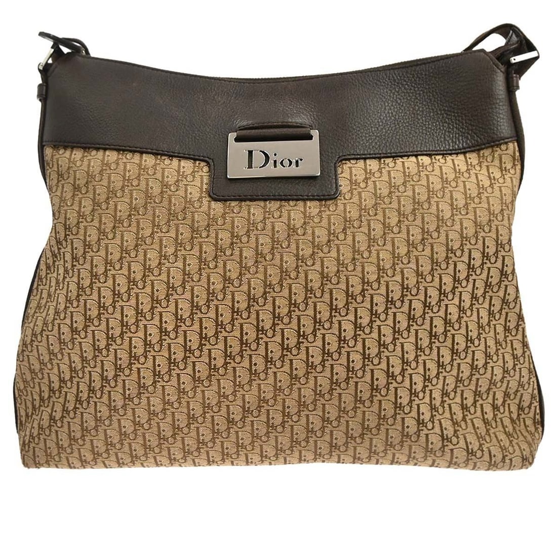 Dior Street Chic Trotter Beige Canvas Large Shoulder Bag 07-RU-0036: Dior Street Chic Trotter Beige Canvas Large Shoulder Bag 07-RU-0036 This Christian Dior Street Chic Trotter shoulder bag features a beige and brown canvas exterior with a large size, offering ample sp