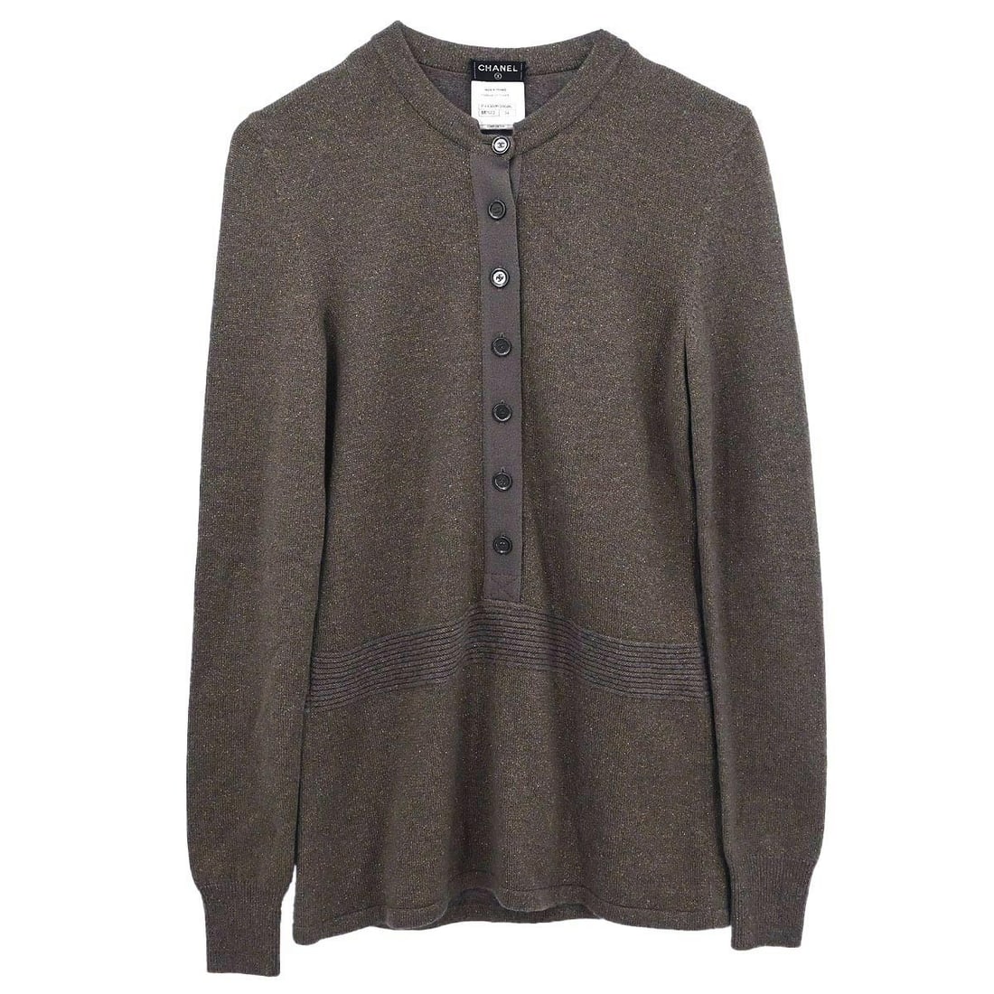 Brown Wool Cashmere Long Sleeve Top Chanel P44380K04686 Size 34: Brown Wool Cashmere Long Sleeve Top Chanel P44380K04686 Size 34 This Chanel top features a long sleeve design, crafted from a luxurious blend of wool, cashmere, nylon, and silk. Presented in a brown c