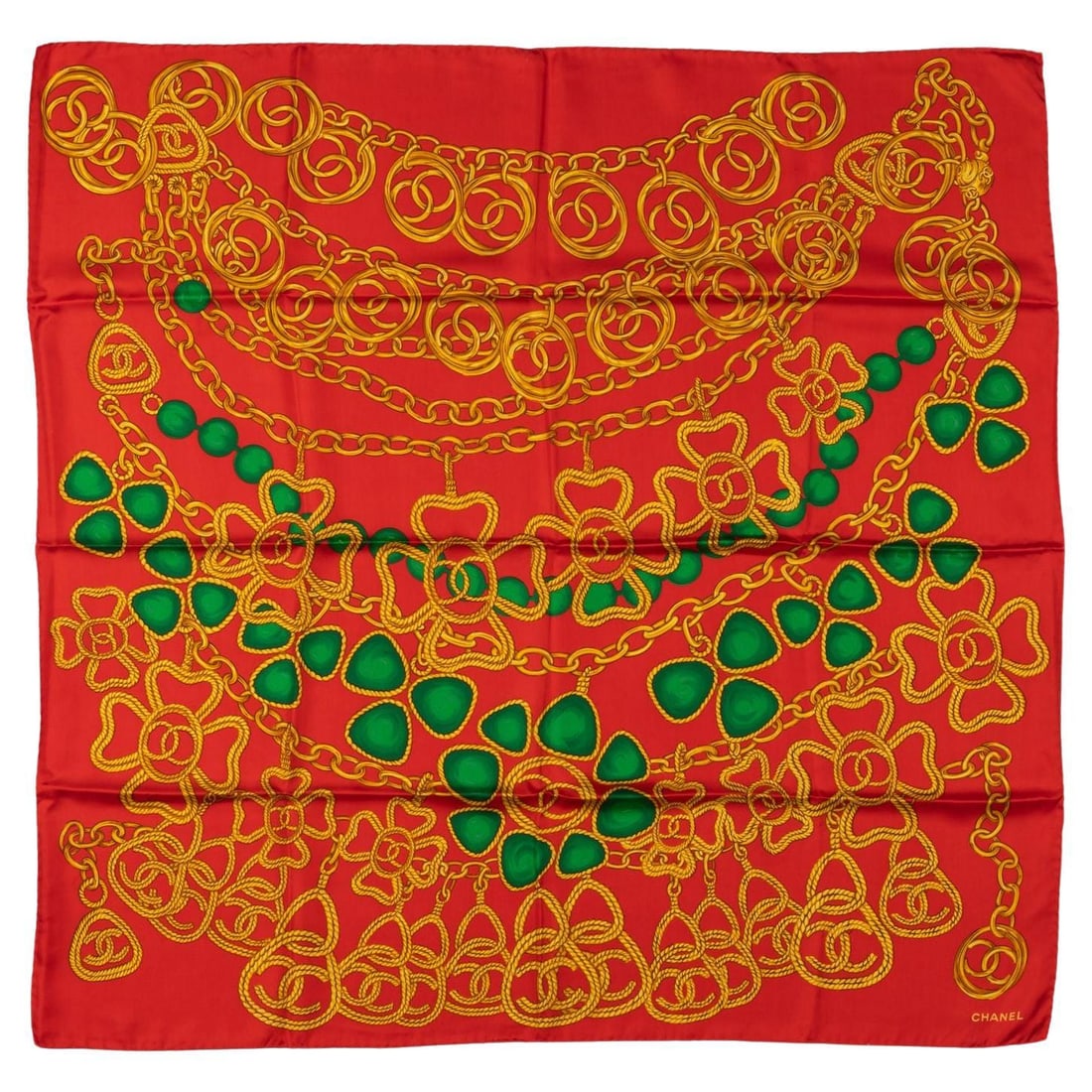 Chanel 80s Vintage Red Silk Scarf Gripoix Chain Design Italy: Chanel 80s Vintage Red Silk Scarf Gripoix Chain Design Italy This exquisite 1980s vintage Chanel silk scarf showcases a striking red color adorned with an elegant Gripoix and chain jewelry design. Cra