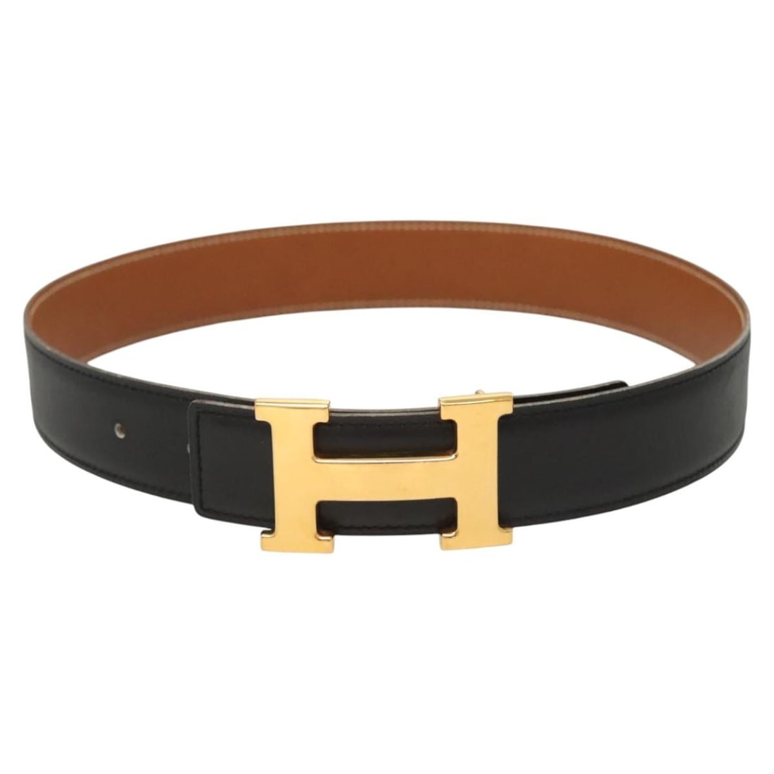 Hermes Black Leather Constance Belt for Women 75cm: Hermes Black Leather Constance Belt for Women 75cm Hermes Constance belt crafted from black leather, designed for women. The belt shows rubbing, slight shape loss, and some stains on the exterior. Met