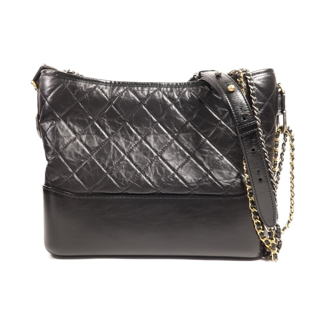 Black Calfskin Chanel Gabrielle Medium CC Chain Shoulder Bag: Black Calfskin Chanel Gabrielle Medium CC Chain Shoulder Bag This is a CHANEL Gabrielle Medium Chain Shoulder Bag crafted from black calfskin leather. The bag features a classic shoulder bag style and