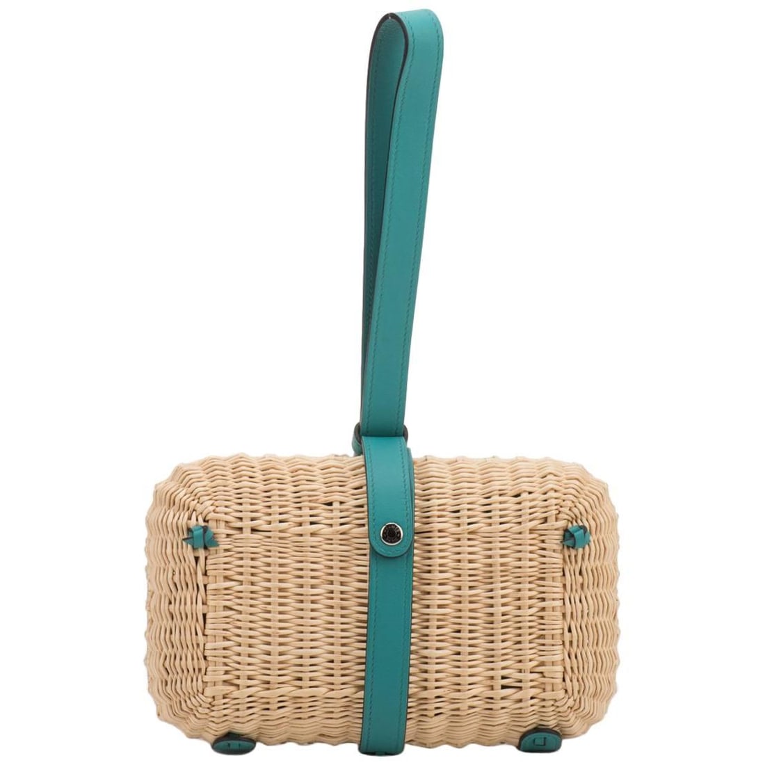 Hermes Rare Blue Paon Picnic Clutch Bag with Wallet: Hermes Rare Blue Paon Picnic Clutch Bag with Wallet This exquisite Hermes Picnic Clutch Bag in a rare Blue Paon color is a stunning addition to any collection. Crafted from natural wicker with luxurio