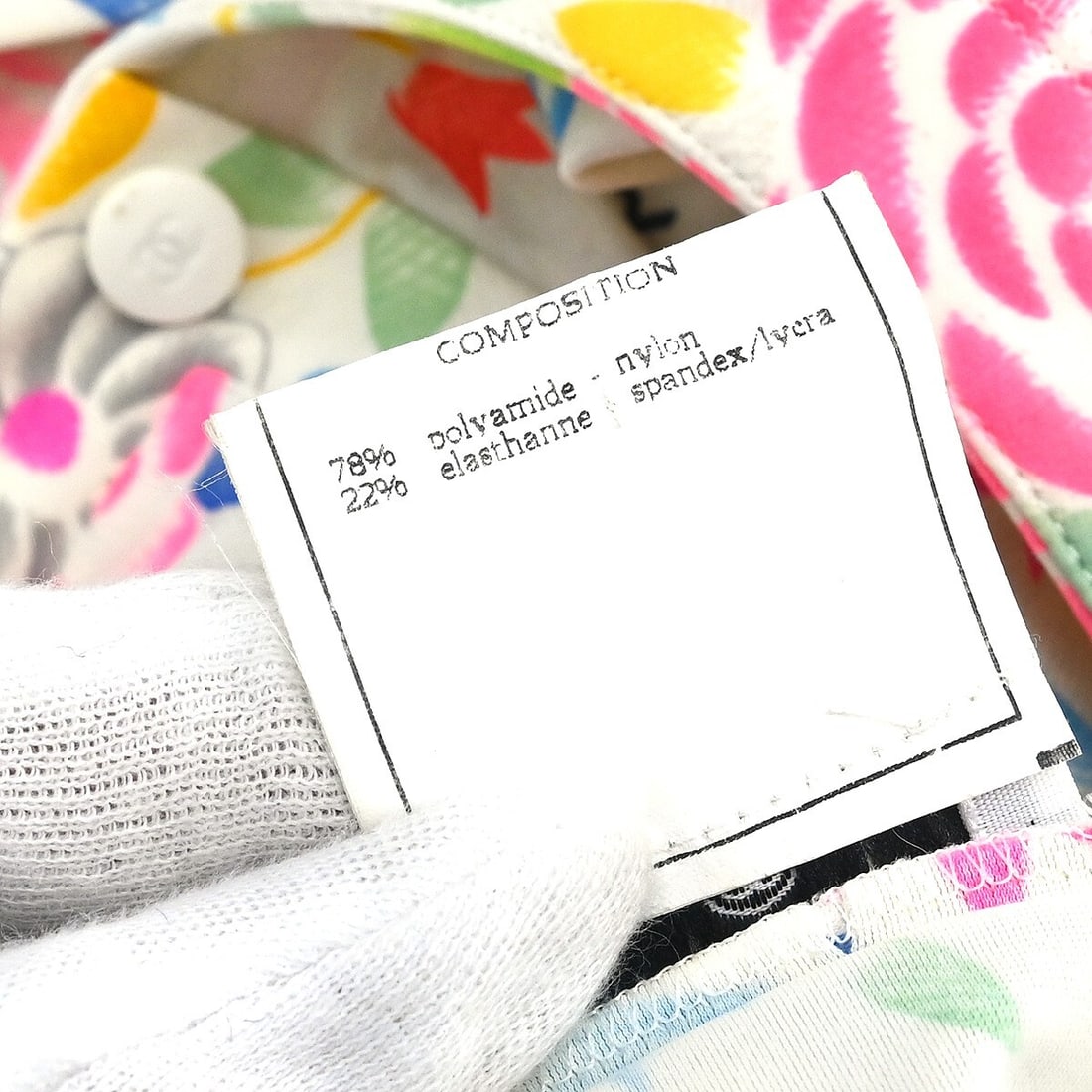 Vintage Chanel Cropped White T-Shirt 96P Size 42 - 9