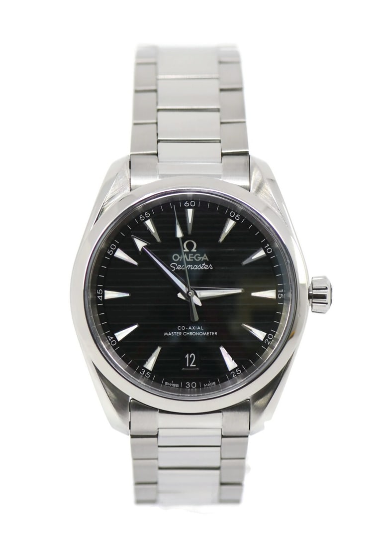 Omega Seamaster Aqua Terra 38mm Stainless Steel Watch 220.10.38.20.01.001 with Box and Papers: Omega Seamaster Aqua Terra 38mm Stainless Steel Watch 220.10.38.20.01.001 with Box and Papers Experience the elegance of the Omega Seamaster Aqua Terra, a sophisticated wristwatch that combines style