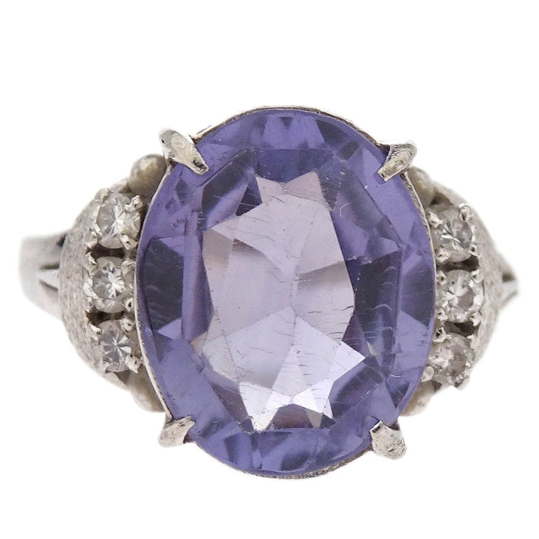 Vintage Pm850 Silver Ring with Synthetic Sapphire and Diamonds Size 52: Vintage Pm850 Silver Ring with Synthetic Sapphire and Diamonds Size 52 This exquisite vintage ring features a stunning round synthetic sapphire, elegantly set in a sleek silver band. Crafted from Pm85