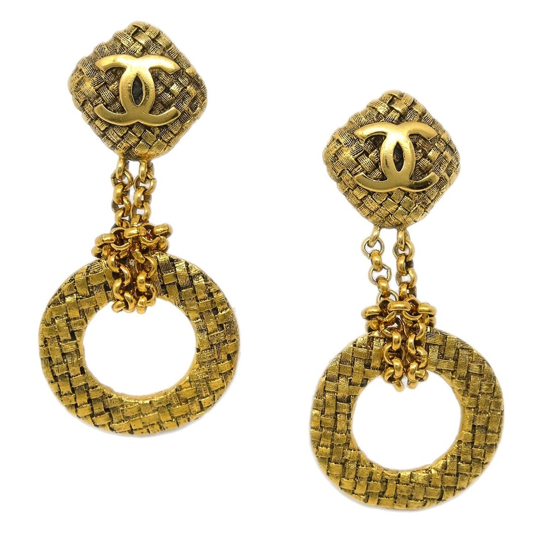 Chanel Gold Clip-On Dangle Hoop Earrings 29/2881: Chanel Gold Clip-On Dangle Hoop Earrings 29/2881 Elevate your accessory collection with these stunning Chanel Hoop Dangle Earrings. Crafted in a radiant gold tone, these earrings feature a stylish dan