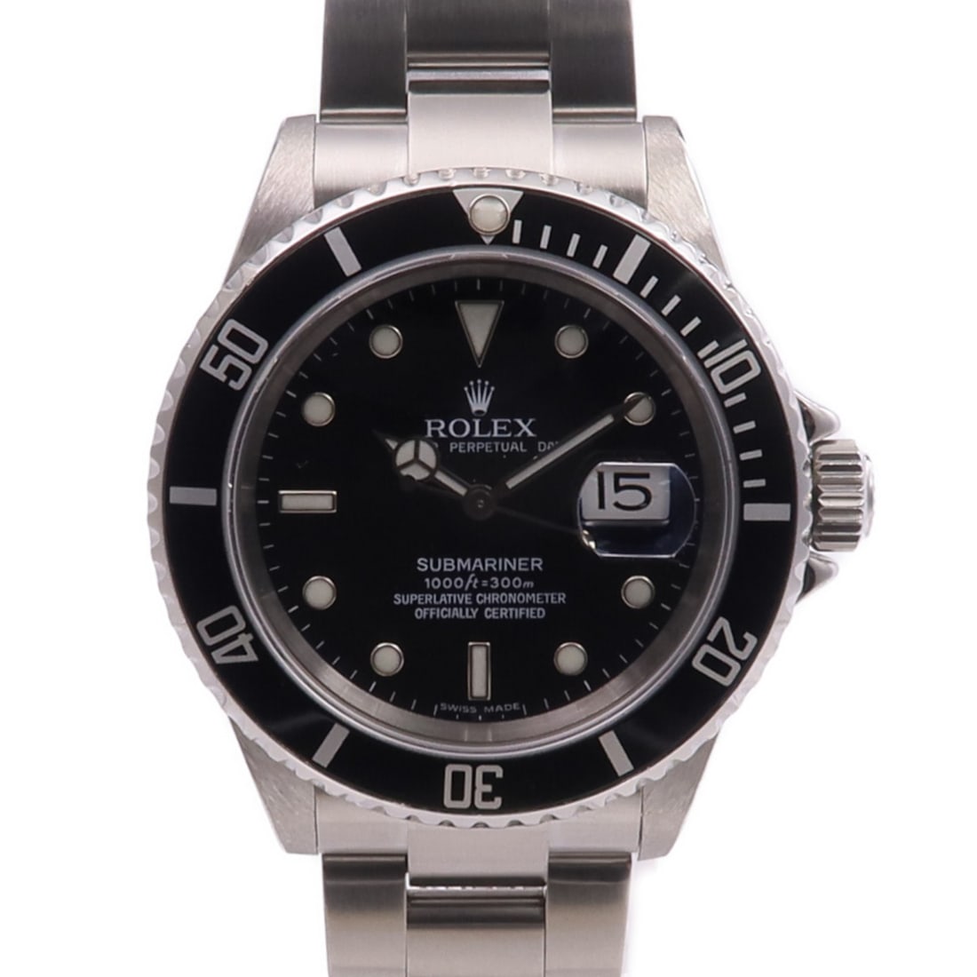 Submariner Date 16610 Stainless Steel Automatic Black Dial Rolex Watch: Submariner Date 16610 Stainless Steel Automatic Black Dial Rolex Watch This ROLEX Submariner Date 16610 is a stainless steel automatic wristwatch featuring a black dial and black frame. Manufactured i