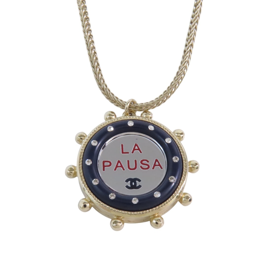 CHANEL CC Necklace GHW Silver Black White Gold Tone: CHANEL CC Necklace GHW Silver Black White Gold Tone This stylish CHANEL necklace combines elegance and modernity with its striking color palette of silver, black, and white. Crafted from high-quality