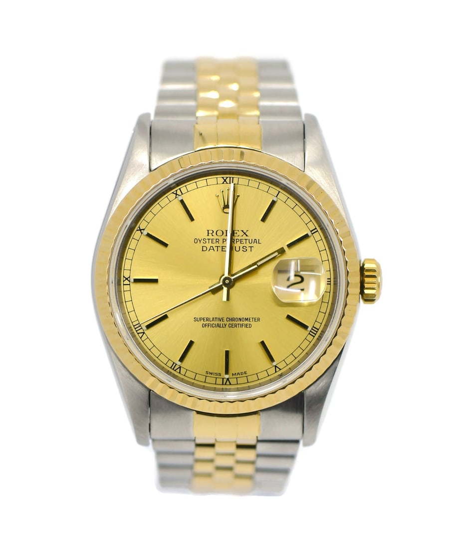 Rolex Datejust 18K Stainless Steel Automatic Watch 16233 with Box: Rolex Datejust 18K Stainless Steel Automatic Watch 16233 with Box This exquisite Rolex Datejust watch combines the elegance of 18K gold with durable stainless steel, showcasing a refined champagne dia