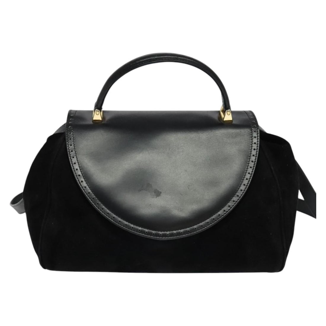 Leather Salvatore Ferragamo Black Flap Purse 26cm by 16cm by 10cm: Leather Salvatore Ferragamo Black Flap Purse 26cm by 16cm by 10cm This Salvatore Ferragamo flap handbag for women is crafted from black leather and features a flap closure. The handbag shows signs of