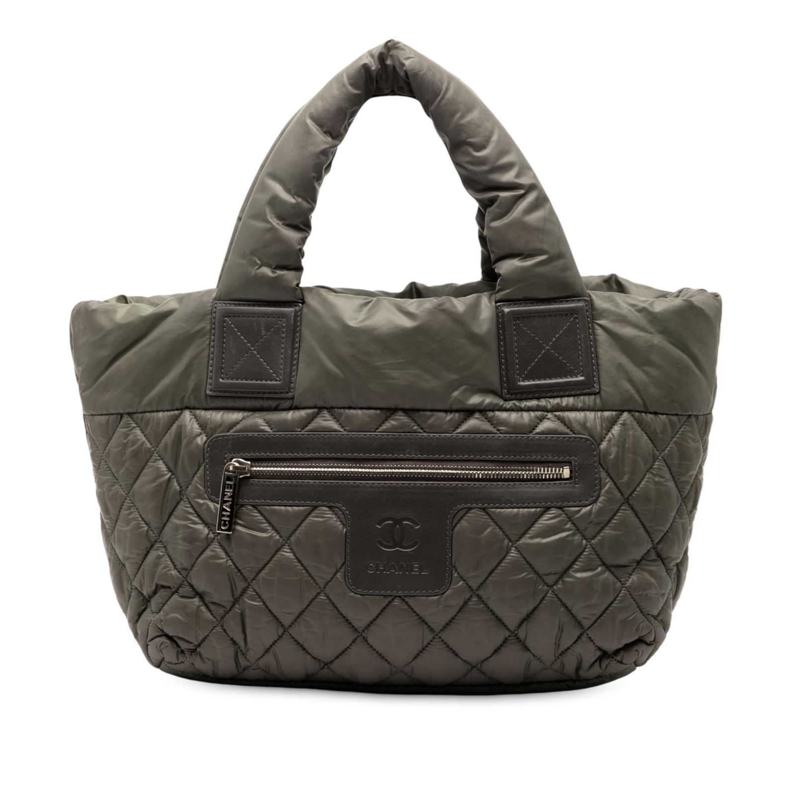 Chanel Small Quilted Nylon Coco Cocoon Tote Green: Chanel Small Quilted Nylon Coco Cocoon Tote Green This Chanel Small Quilted Nylon Coco Cocoon Tote is a stylish and functional accessory. It features a quilted nylon body in an eye-catching green colo