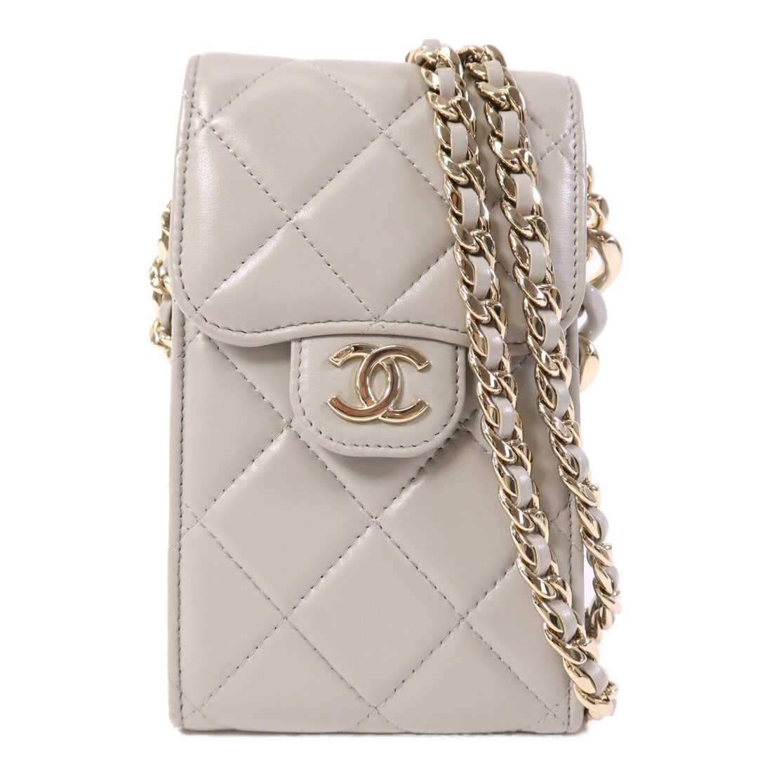 Gray Lambskin CHANEL Shoulder Bag with CC Logo and Gold Hardware: Gray Lambskin CHANEL Shoulder Bag with CC Logo and Gold Hardware This CHANEL CC shoulder bag is crafted from luxurious lambskin leather in a sophisticated gray color. Featuring a classic chain strap a